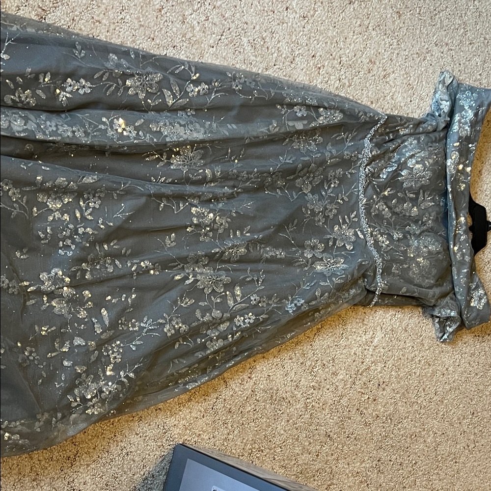Elegant Strapless Gray Floral Dress
